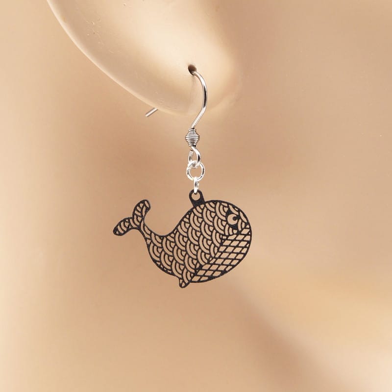 ピアス くじら ( 青海波と菱文 )  イヤリング