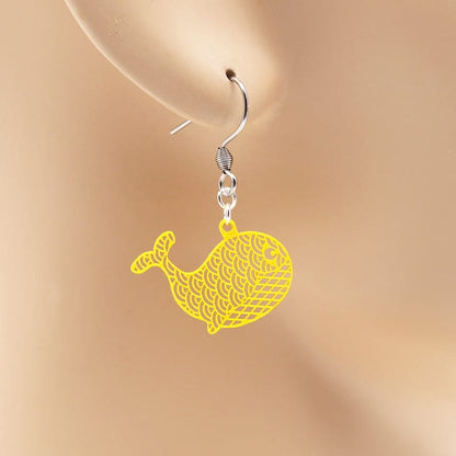 ピアス くじら ( 青海波と菱文 )  イヤリング