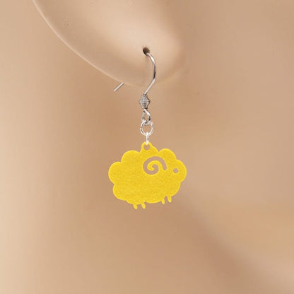 ピアス ひつじ イヤリング