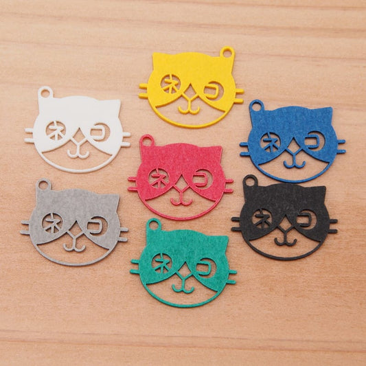 ピアス ネコの 目 ( ハチワレ )  イヤリング