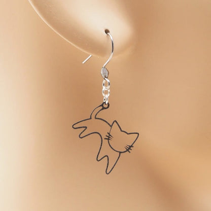 ピアス ネコノヒゲ イヤリング