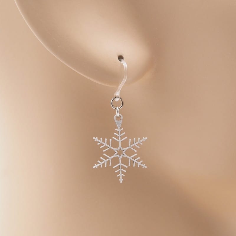 ピアス 雪の結晶 ( 樹枝六花 )  イヤリング
