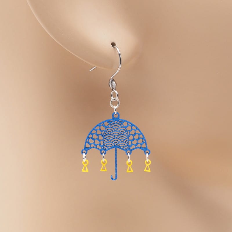ピアス てるてる坊主に傘 ( ハートに青海波 )  イヤリング