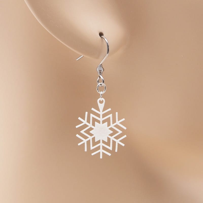 ピアス 雪の結晶 ( 広幅六花 )  イヤリング