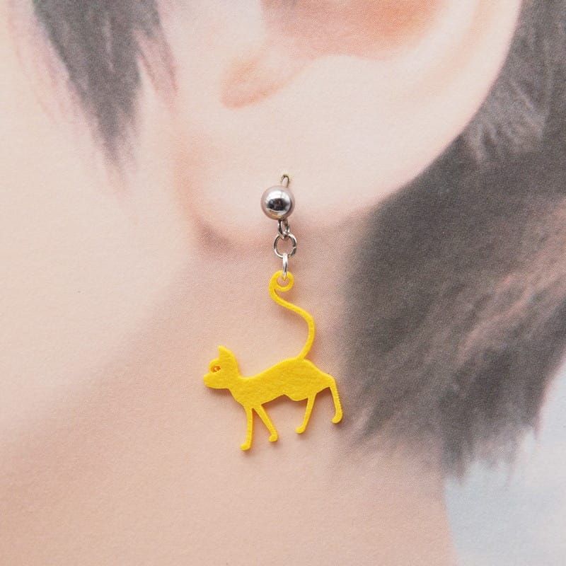 ピアス 猫 しゃなしゃな イヤリング