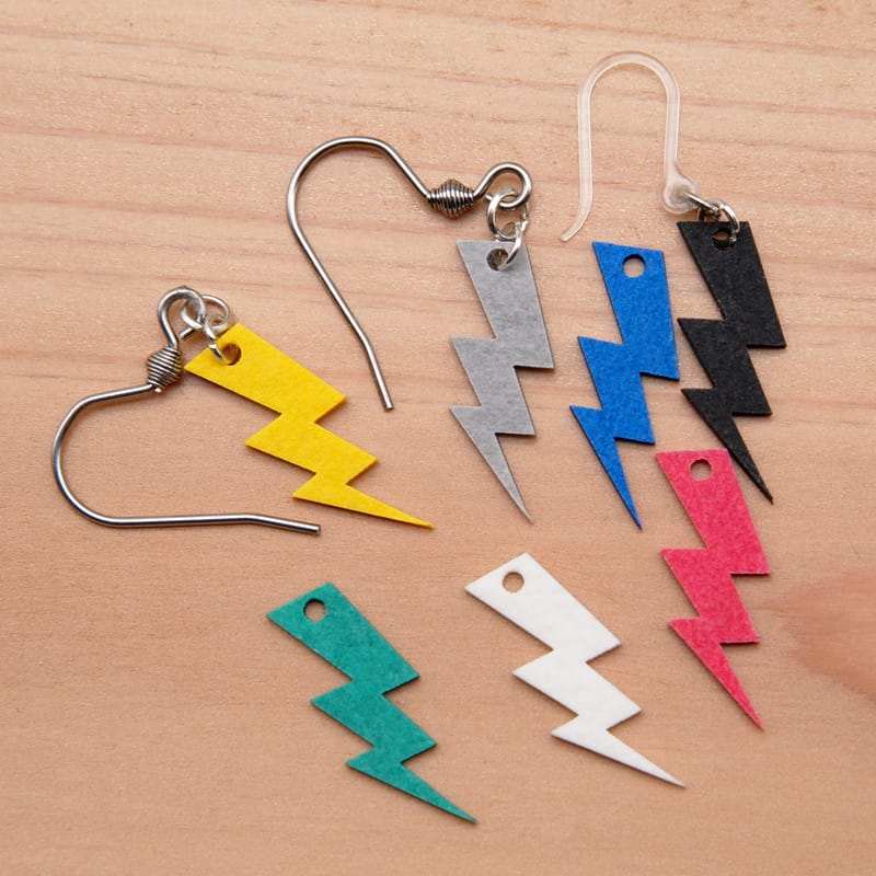 ピアス 稲妻 イヤリング