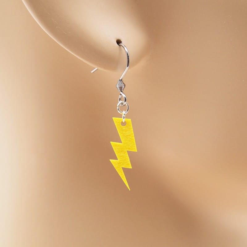 ピアス 稲妻 イヤリング