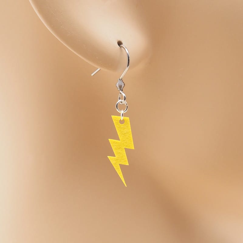 ピアス 稲妻 イヤリング