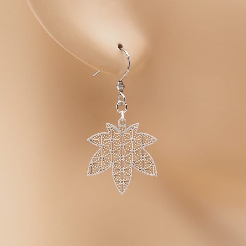 ピアス もみじ ( 麻の葉 )  イヤリング